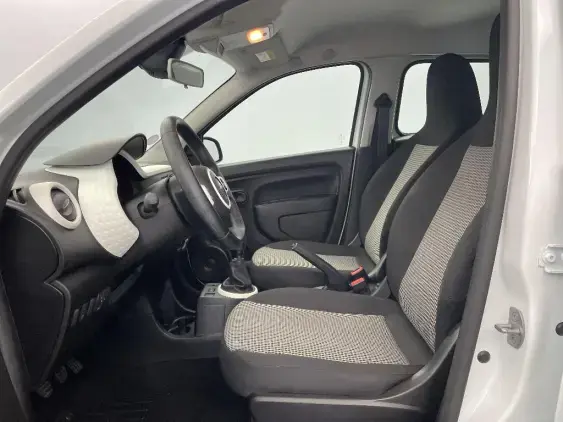 RENAULT TWINGO III - voiture d'occasion - Photo 17