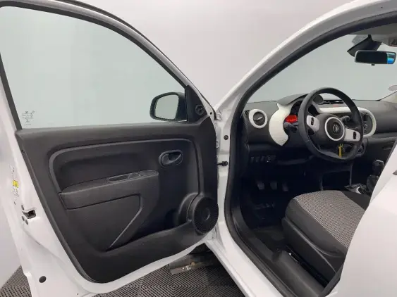 RENAULT TWINGO III - voiture d'occasion - Photo 18