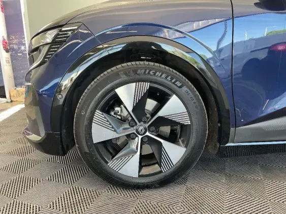 RENAULT MEGANE V - voiture d'occasion - Photo 23