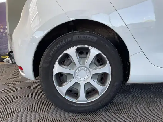 RENAULT ZOE REVERSIBLE - voiture d'occasion - Photo 24