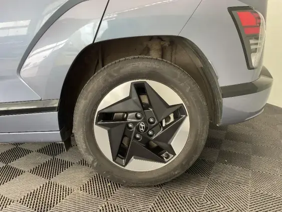 HYUNDAI KONA ELECTRIQUE - voiture d'occasion - Photo 24