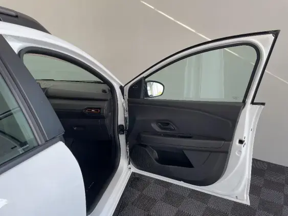 DACIA SANDERO III - voiture d'occasion - Photo 20