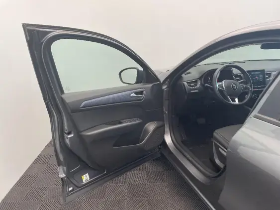 RENAULT ARKANA - voiture d'occasion - Photo 19