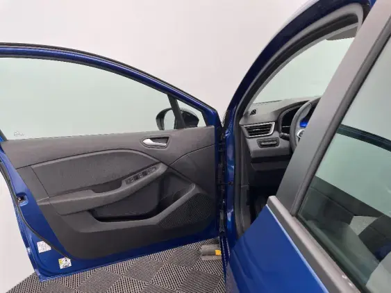 RENAULT CLIO V - voiture d'occasion - Photo 19