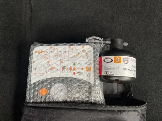 RENAULT CLIO V - voiture d'occasion - Photo 17