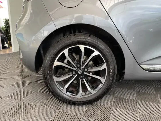 RENAULT CLIO V - voiture d'occasion - Photo 25