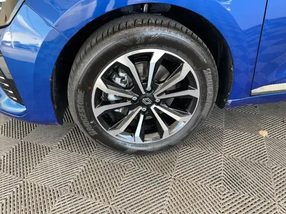 RENAULT CLIO V - voiture d'occasion - Photo 23