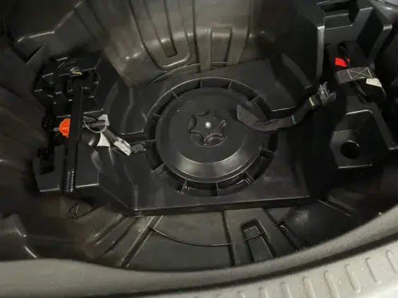 RENAULT SCENIC IV - voiture d'occasion - Photo 16