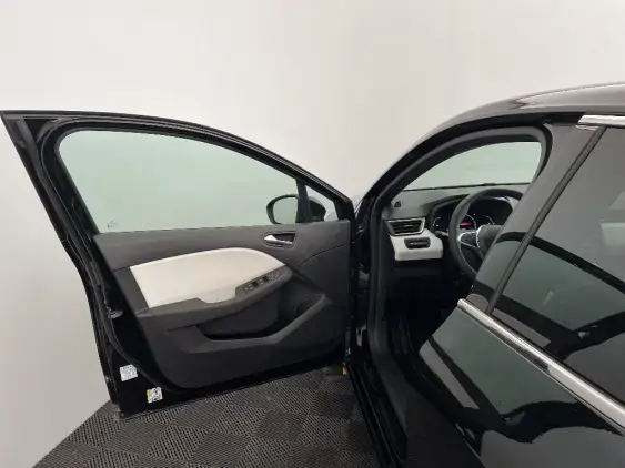 RENAULT CLIO V - voiture d'occasion - Photo 19