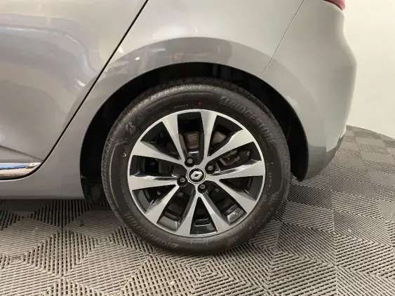 RENAULT CLIO V - voiture d'occasion - Photo 24