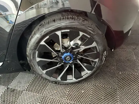 RENAULT CLIO V - voiture d'occasion - Photo 24