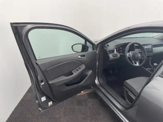 RENAULT CLIO V - voiture d'occasion - Photo 19