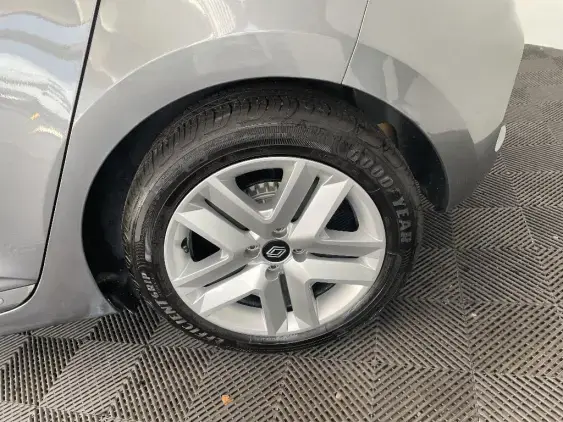 RENAULT CLIO V - voiture d'occasion - Photo 24