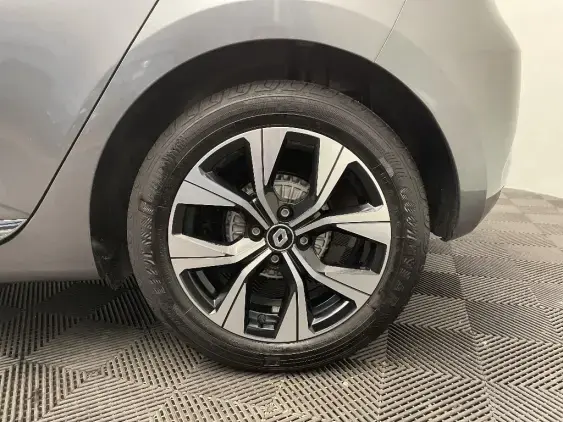 RENAULT CLIO V - voiture d'occasion - Photo 23