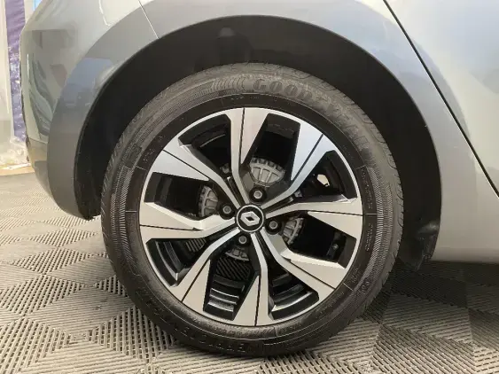 RENAULT CLIO V - voiture d'occasion - Photo 24