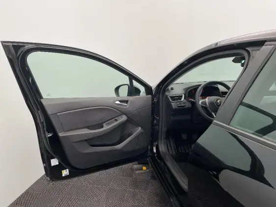 RENAULT CLIO V - voiture d'occasion - Photo 19