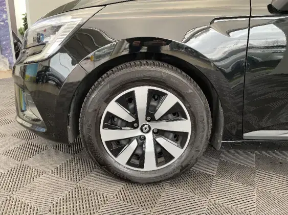 RENAULT CLIO V - voiture d'occasion - Photo 23