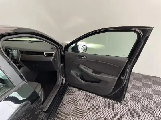 RENAULT CLIO V - voiture d'occasion - Photo 19