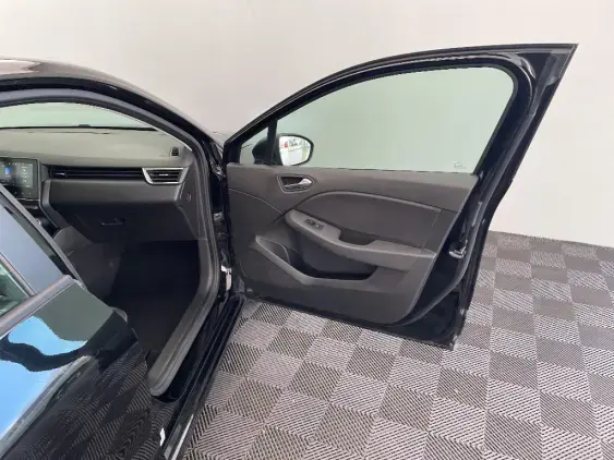 RENAULT CLIO V - voiture d'occasion - Photo 19