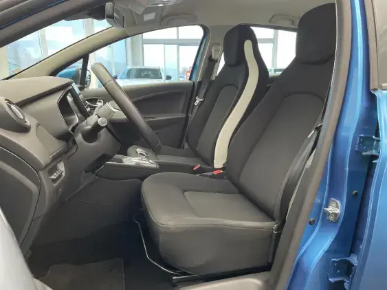 RENAULT ZOE - voiture d'occasion - Photo 18