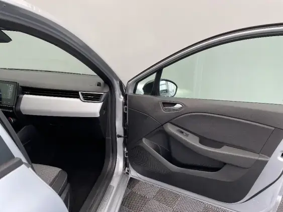 RENAULT CLIO V - voiture d'occasion - Photo 19