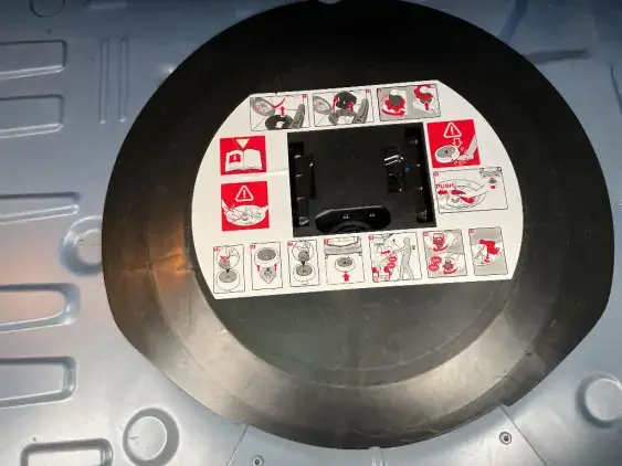 RENAULT CLIO IV - voiture d'occasion - Photo 17