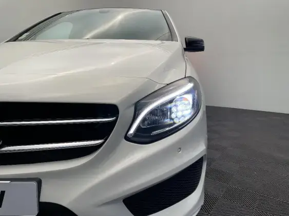 MERCEDES CLASSE B II - voiture d'occasion - Photo 22