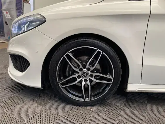 MERCEDES CLASSE B II - voiture d'occasion - Photo 23