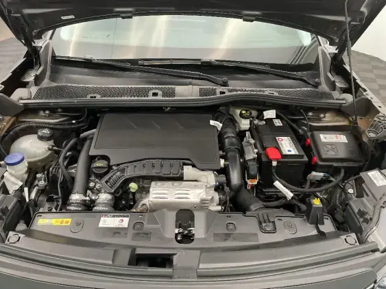 PEUGEOT 2008 II - voiture d'occasion - Photo 21