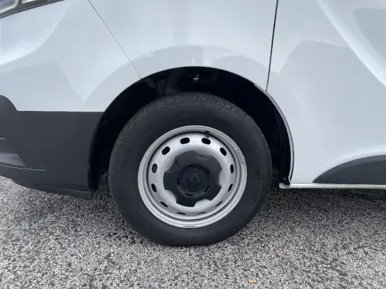 RENAULT TRAFIC FG III - voiture d'occasion - Photo 22