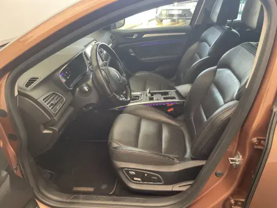 RENAULT MEGANE IV - voiture d'occasion - Photo 18