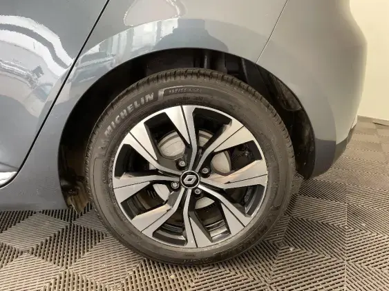 RENAULT CLIO V - voiture d'occasion - Photo 24