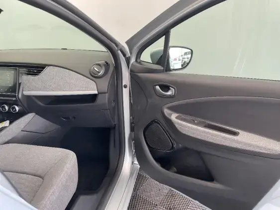 RENAULT ZOE - voiture d'occasion - Photo 17