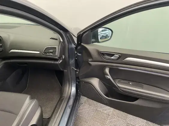 RENAULT MEGANE IV - voiture d'occasion - Photo 20