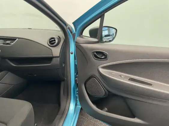 RENAULT ZOE - voiture d'occasion - Photo 20