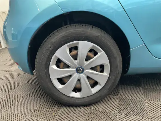 RENAULT ZOE - voiture d'occasion - Photo 25