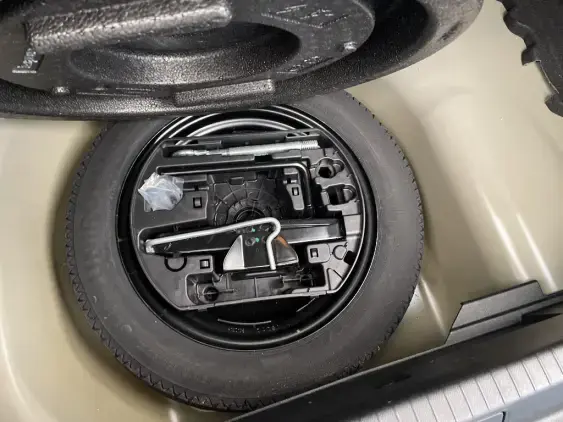 PEUGEOT 208 II - voiture d'occasion - Photo 17