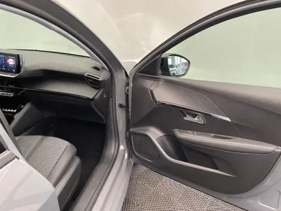 PEUGEOT 208 II - voiture d'occasion - Photo 20