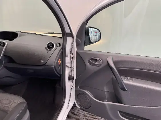 RENAULT KANGOO II - voiture d'occasion - Photo 20