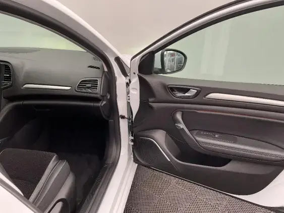 RENAULT MEGANE IV - voiture d'occasion - Photo 20