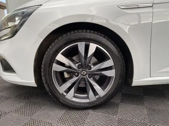 RENAULT MEGANE IV - voiture d'occasion - Photo 23