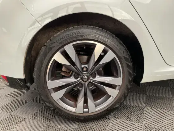 RENAULT MEGANE IV - voiture d'occasion - Photo 25