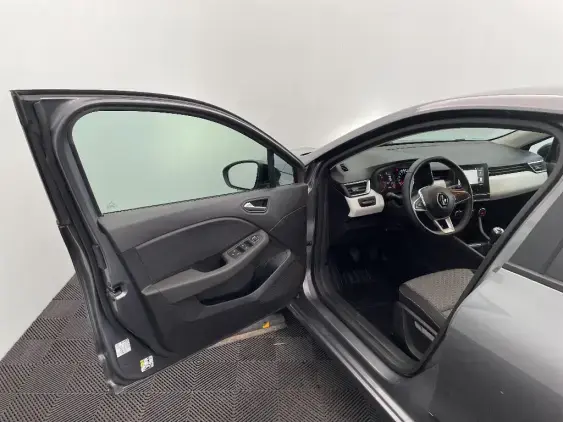 RENAULT CLIO V - voiture d'occasion - Photo 19