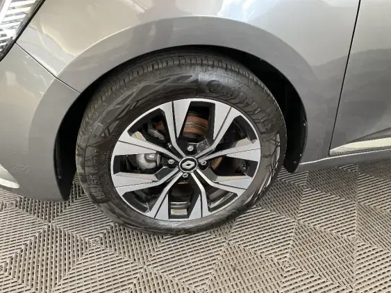 RENAULT CLIO V - voiture d'occasion - Photo 23