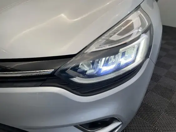 RENAULT CLIO IV - voiture d'occasion - Photo 22