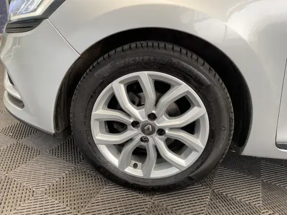 RENAULT CLIO IV - voiture d'occasion - Photo 23