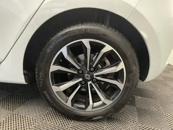 RENAULT CLIO V - voiture d'occasion - Photo 24