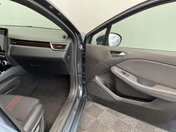 RENAULT CLIO V - voiture d'occasion - Photo 20