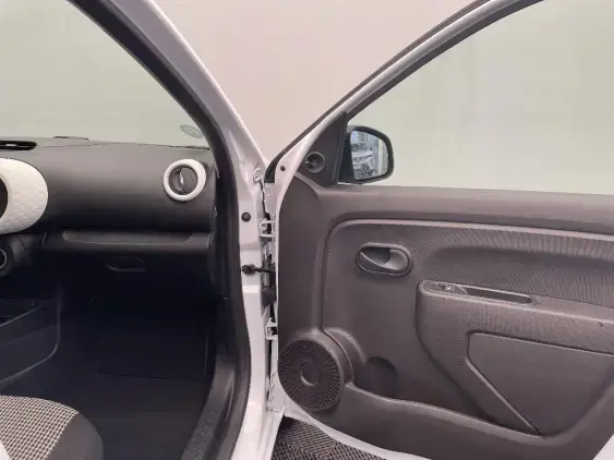 RENAULT TWINGO ELECTRIQUE III - voiture d'occasion - Photo 19