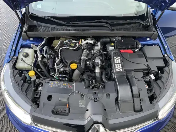 RENAULT MEGANE IV - voiture d'occasion - Photo 21